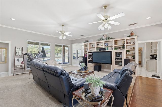 113 Green Oaks Court, Hudson Oaks, TX 76087