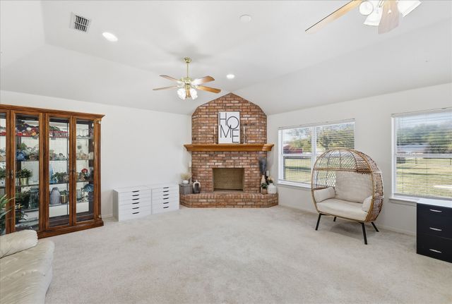 113 Green Oaks Court, Hudson Oaks, TX 76087