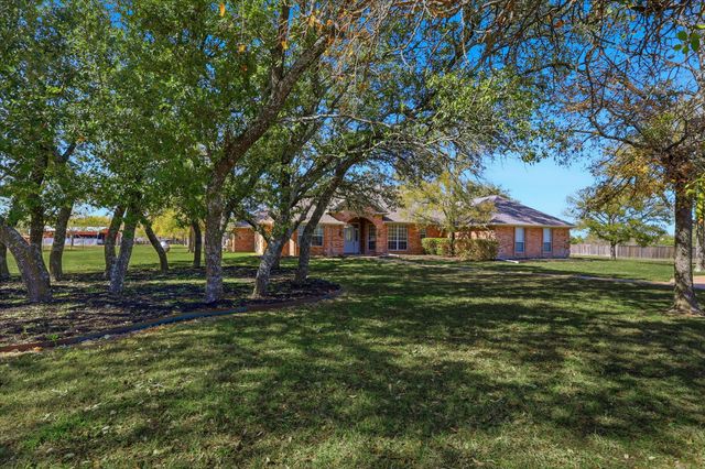 113 Green Oaks Court, Hudson Oaks, TX 76087