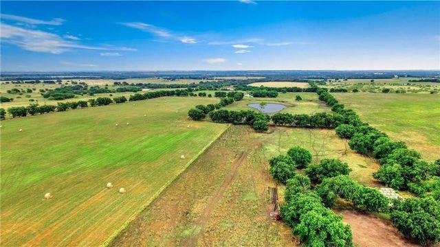 0000 Airport Road, Tioga, TX 76271