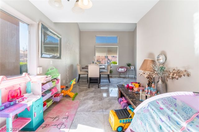 4708 Royal Sunset Court, Las Vegas, NV 89130