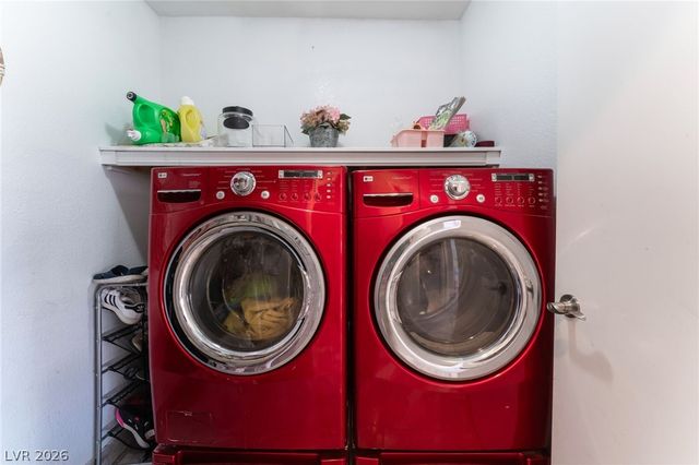 4708 Royal Sunset Court, Las Vegas, NV 89130