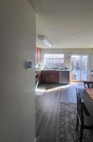 1842 Preston Ct, Ceres, CA 95307