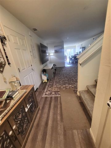 1842 Preston Ct, Ceres, CA 95307