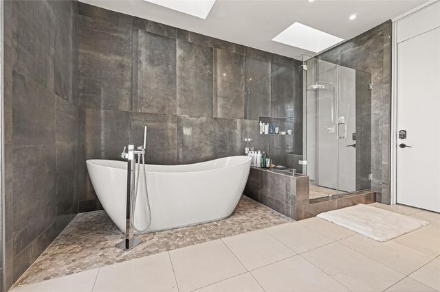 6005 Inwood Drive A, Houston, TX 77057