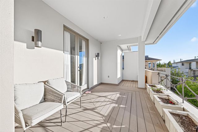 6005 Inwood Drive A, Houston, TX 77057