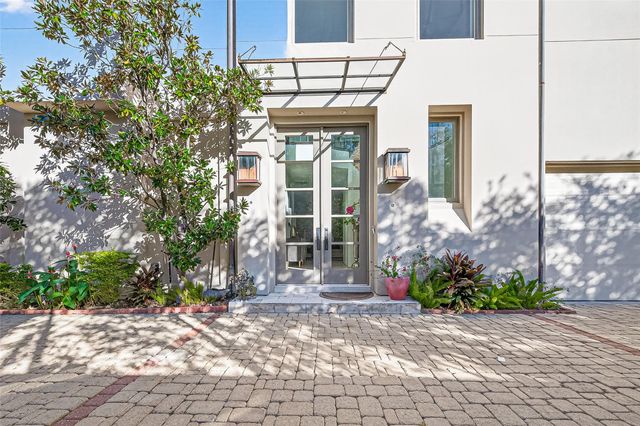 6005 Inwood Drive A, Houston, TX 77057