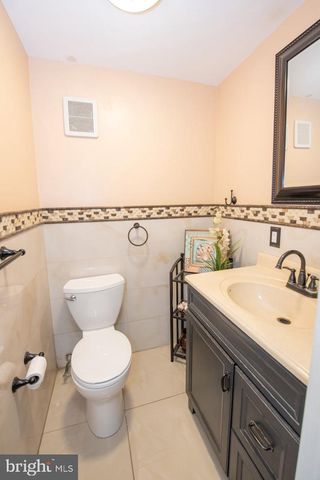 1735 EMERSON ST, Philadelphia, PA 19152