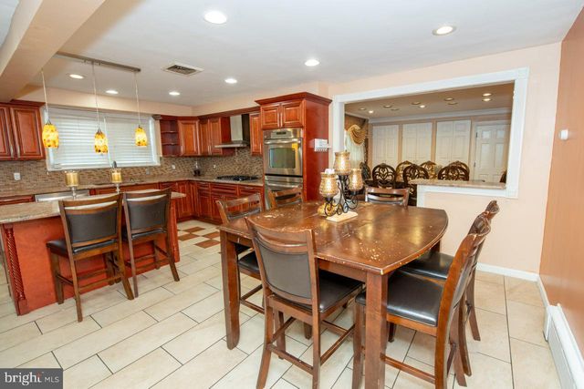 1735 EMERSON ST, Philadelphia, PA 19152