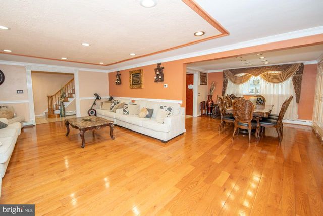 1735 EMERSON ST, Philadelphia, PA 19152