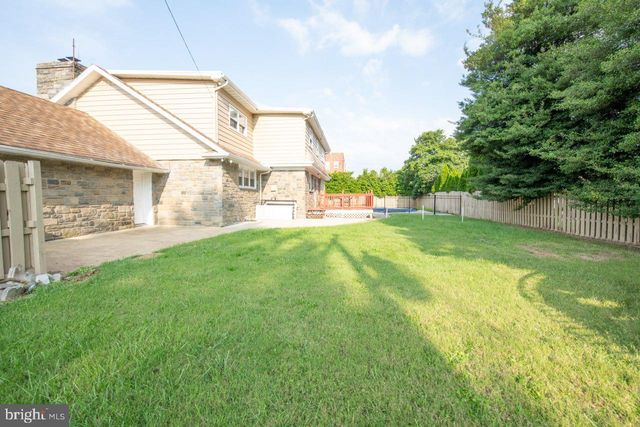 1735 EMERSON ST, Philadelphia, PA 19152
