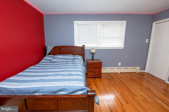 1735 EMERSON ST, Philadelphia, PA 19152