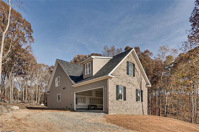 2442 Farmwood Lane, Asheboro, NC 27205