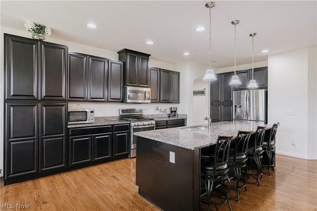 7944 Megan Meadow Drive, Hudson, OH 44236