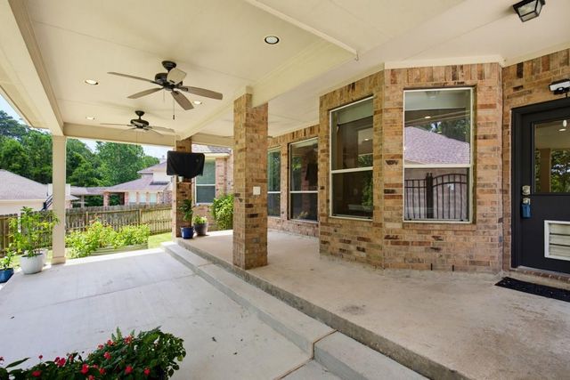12406 Hawkin Court, Magnolia, TX 77354