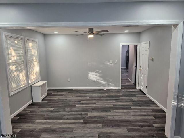 65 Hale St, New Brunswick City, NJ 08901