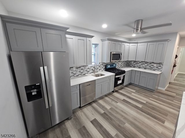 65 Hale St, New Brunswick City, NJ 08901