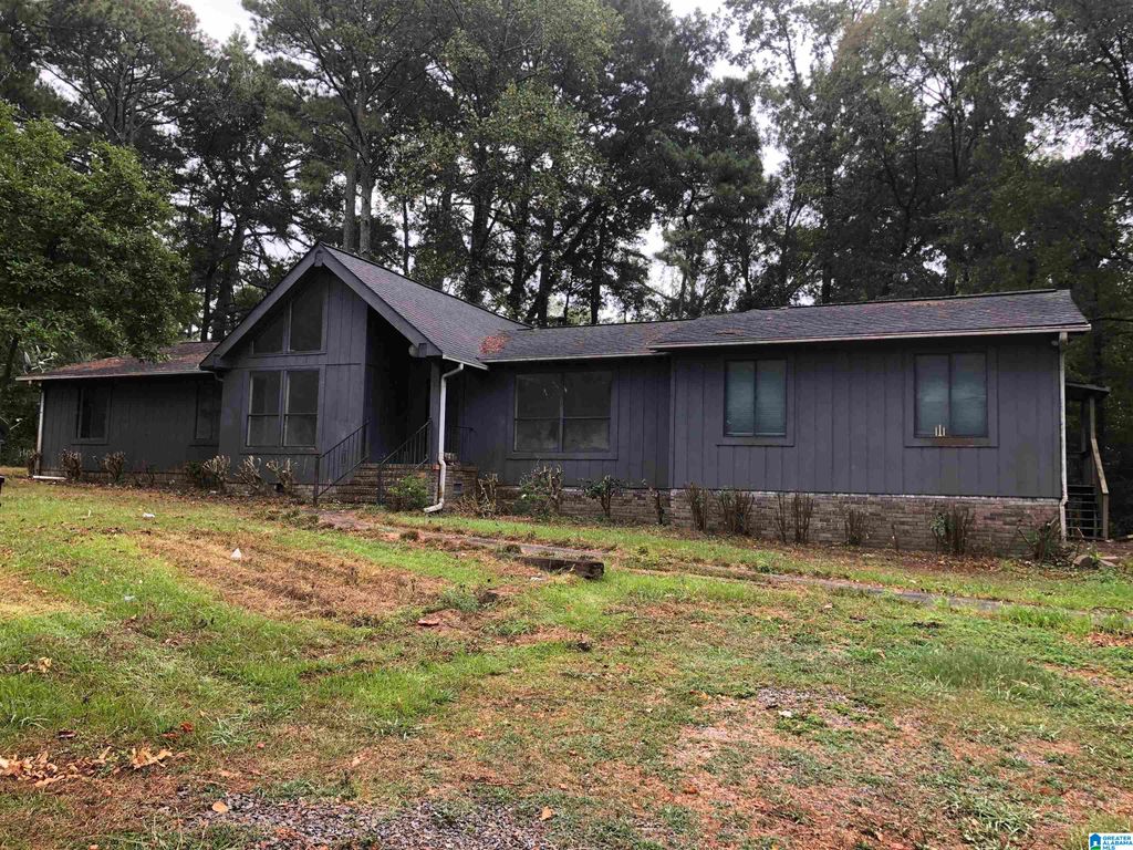 1014 PICKENS DRIVE, Bessemer, AL 35023
