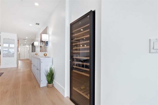 340 GULF OF MEXICO DRIVE 115, Longboat Key, FL 34228