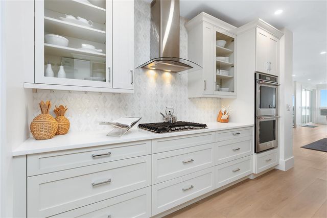 340 GULF OF MEXICO DRIVE 115, Longboat Key, FL 34228