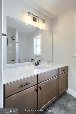 81 TUPELO ST, Lititz, PA 17543