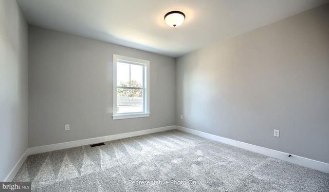 81 TUPELO ST, Lititz, PA 17543