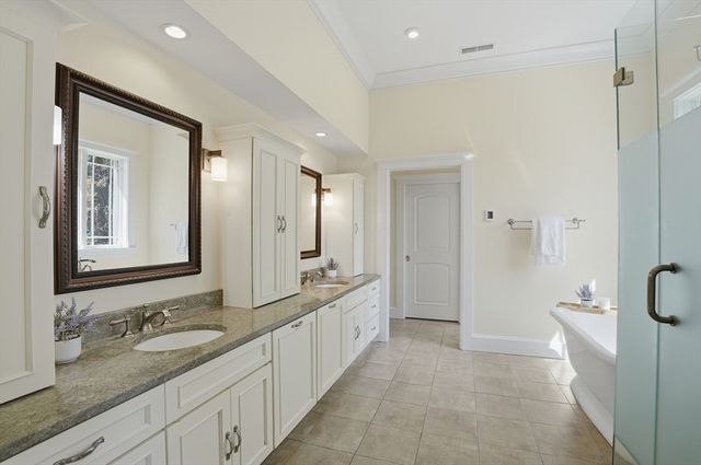 29-R Orchard St, Newbury, MA 01922