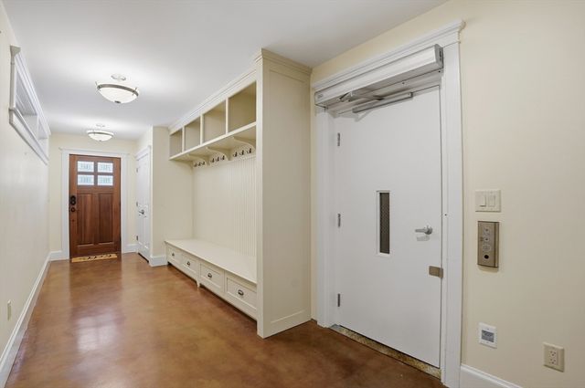 29-R Orchard St, Newbury, MA 01922