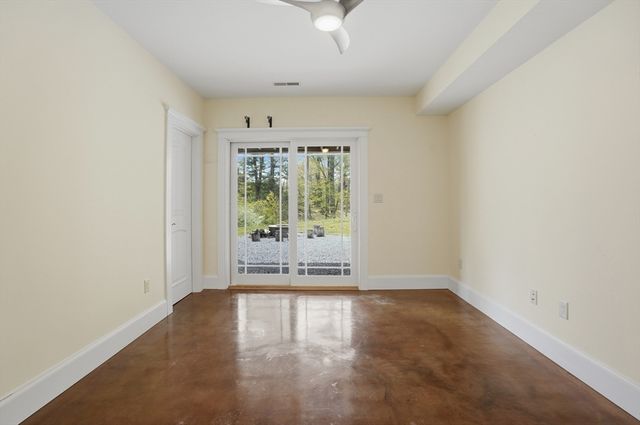 29-R Orchard St, Newbury, MA 01922