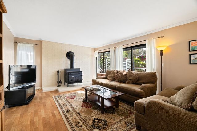 256 6th Street, Half Moon Bay, CA 94037