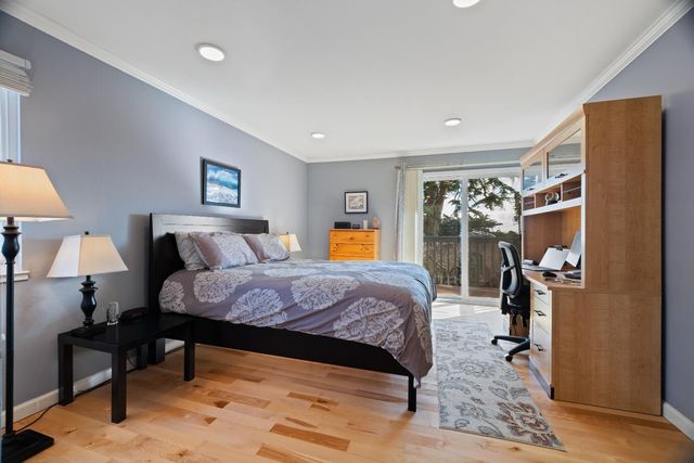 256 6th Street, Half Moon Bay, CA 94037