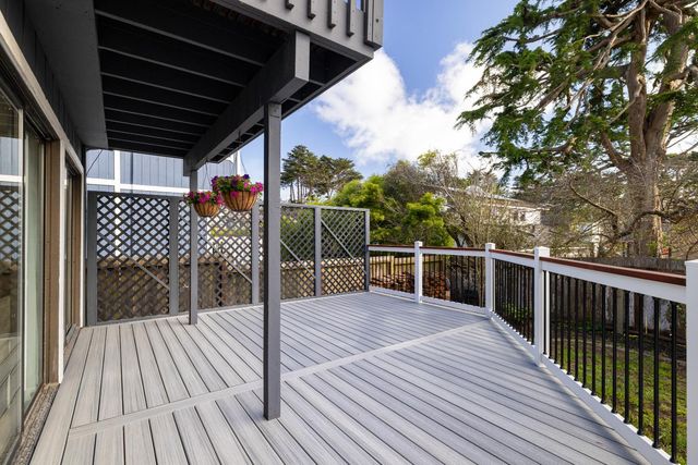 256 6th Street, Half Moon Bay, CA 94037