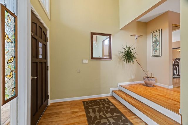 256 6th Street, Half Moon Bay, CA 94037