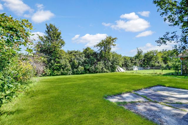 1897 Division Street, Chicago Heights, IL 60411