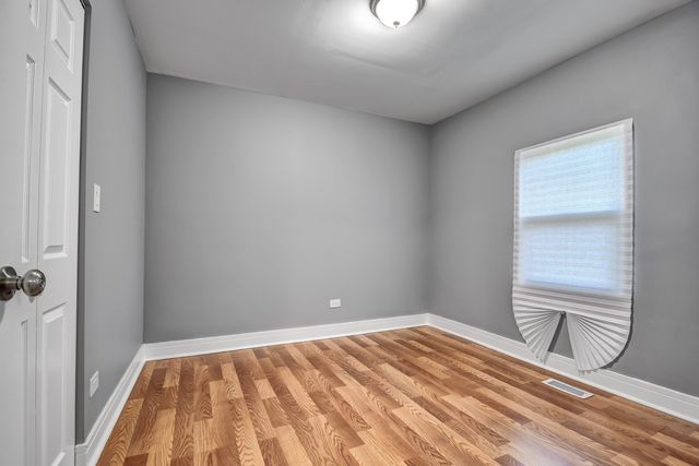 1897 Division Street, Chicago Heights, IL 60411