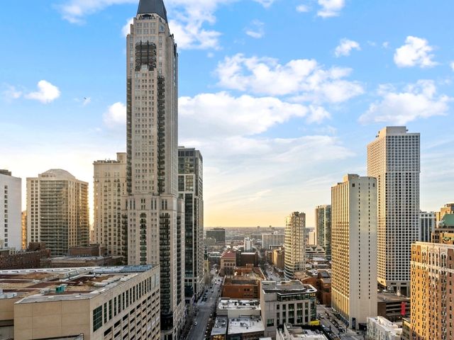 100 E Walton Street 28G, Chicago, IL 60611
