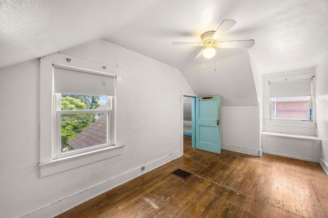 1422 Idaho Street, Des Moines, IA 50316