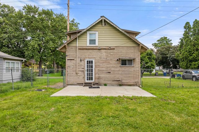 1422 Idaho Street, Des Moines, IA 50316
