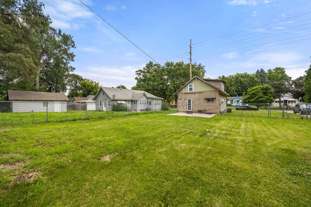 1422 Idaho Street, Des Moines, IA 50316