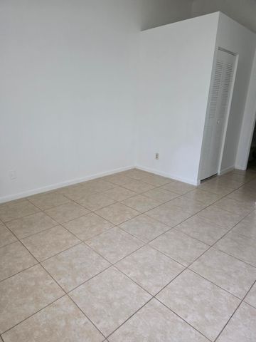 736 NW 47th Street 736, Deerfield Beach, FL 33064