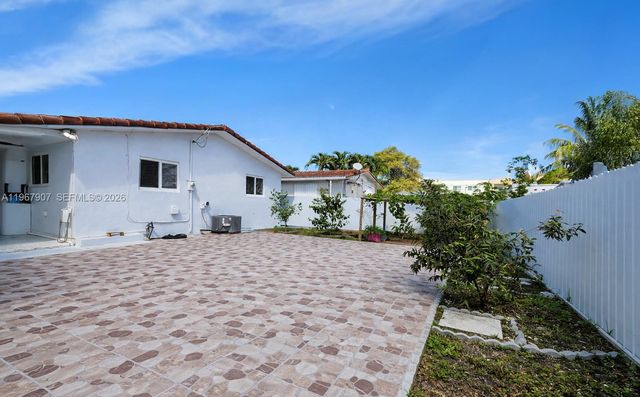 10360 SW 24th Street, Miami, FL 33165