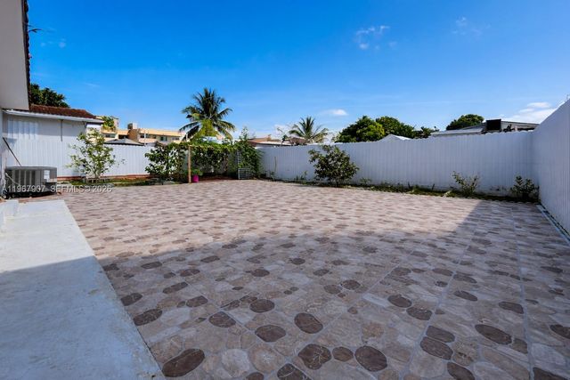 10360 SW 24th Street, Miami, FL 33165