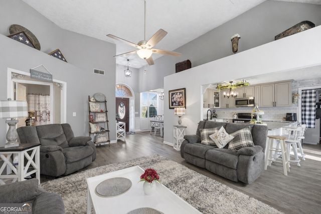 184 Glenn Eagles Way, Hiram, GA 30141