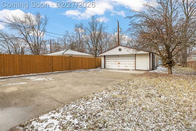 7435 Arcola Street, Westland, MI 48185