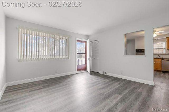 7435 Arcola Street, Westland, MI 48185