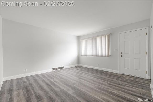 7435 Arcola Street, Westland, MI 48185