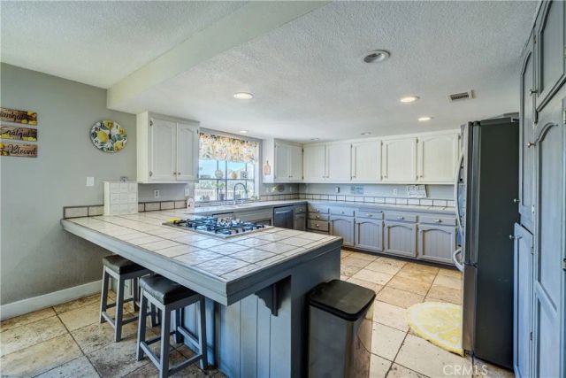 6616 Landfair, Riverside, CA 92509