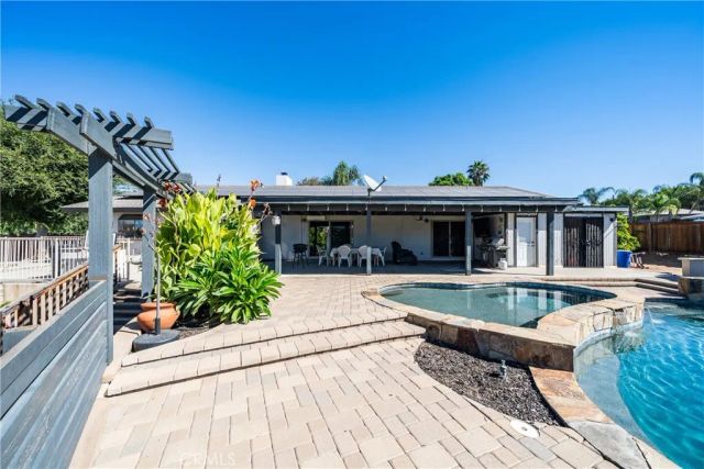 6616 Landfair, Riverside, CA 92509