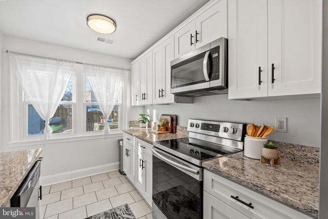 2913 PHEASANT LN, Woodbridge, VA 22191