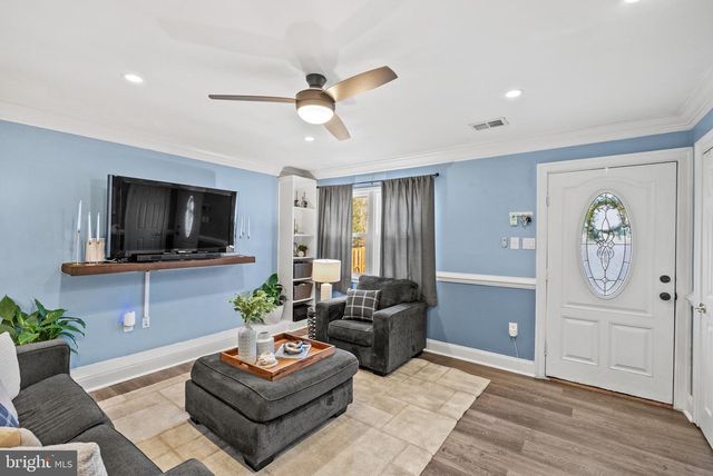 2913 PHEASANT LN, Woodbridge, VA 22191